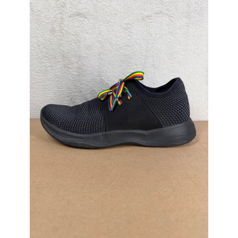Vessi Everyday Sneaker Women Size 9 Black Rainbow Waterproof Knit Walking Shoes
